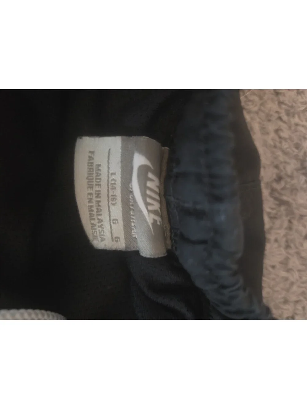 Vintage Y2K Nike Boys Track Pants Black White Side Stripe Youth Large